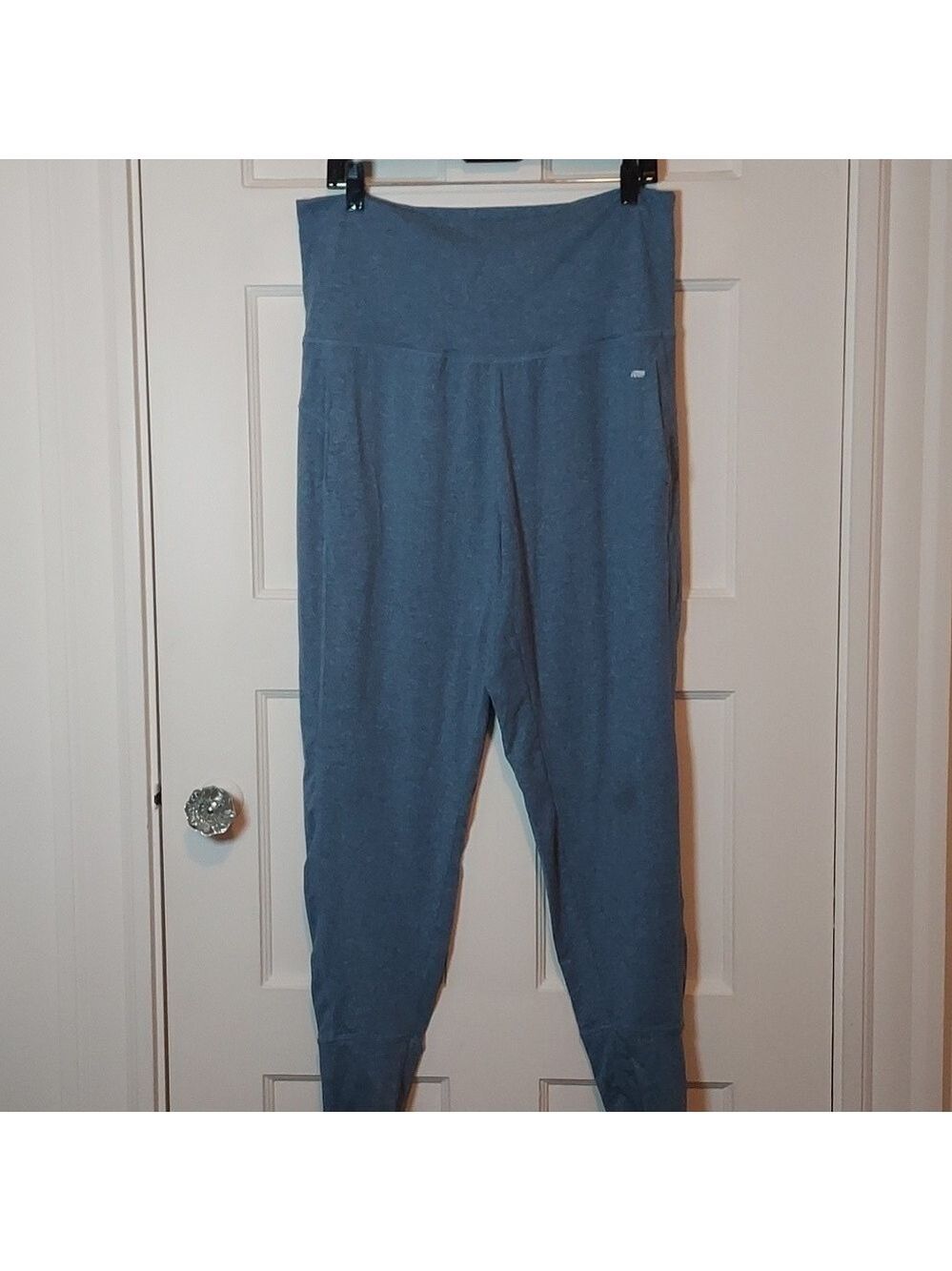 Marika Joggers in Maraled Blue